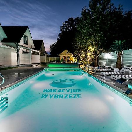 Domki Wakacyjne Wybrzeze ミエルノ エクステリア 写真